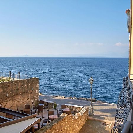 Apartmentsgarda - Residenza Dei Navigatori Торри-дель-Бенако Экстерьер фото