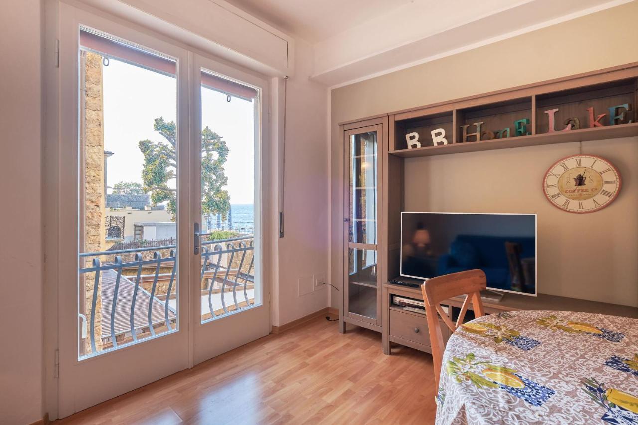 Apartmentsgarda - Residenza Dei Navigatori Торри-дель-Бенако Экстерьер фото