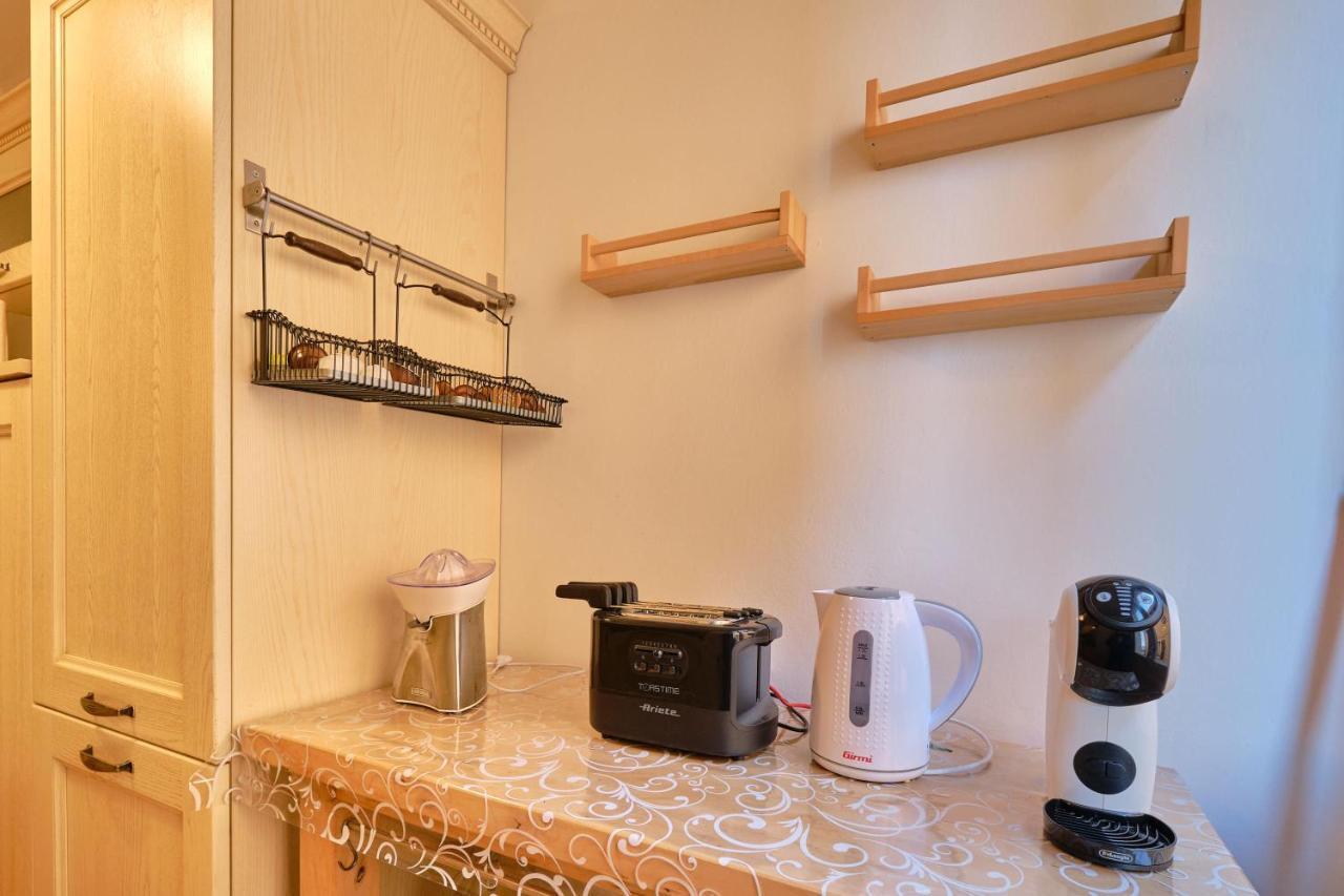 Apartmentsgarda - Residenza Dei Navigatori Торри-дель-Бенако Экстерьер фото