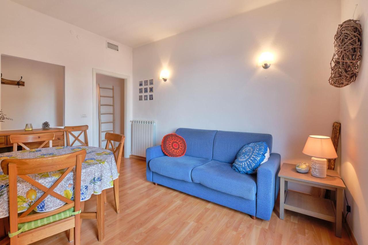 Apartmentsgarda - Residenza Dei Navigatori Торри-дель-Бенако Экстерьер фото