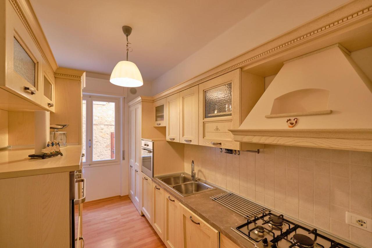 Apartmentsgarda - Residenza Dei Navigatori Торри-дель-Бенако Экстерьер фото